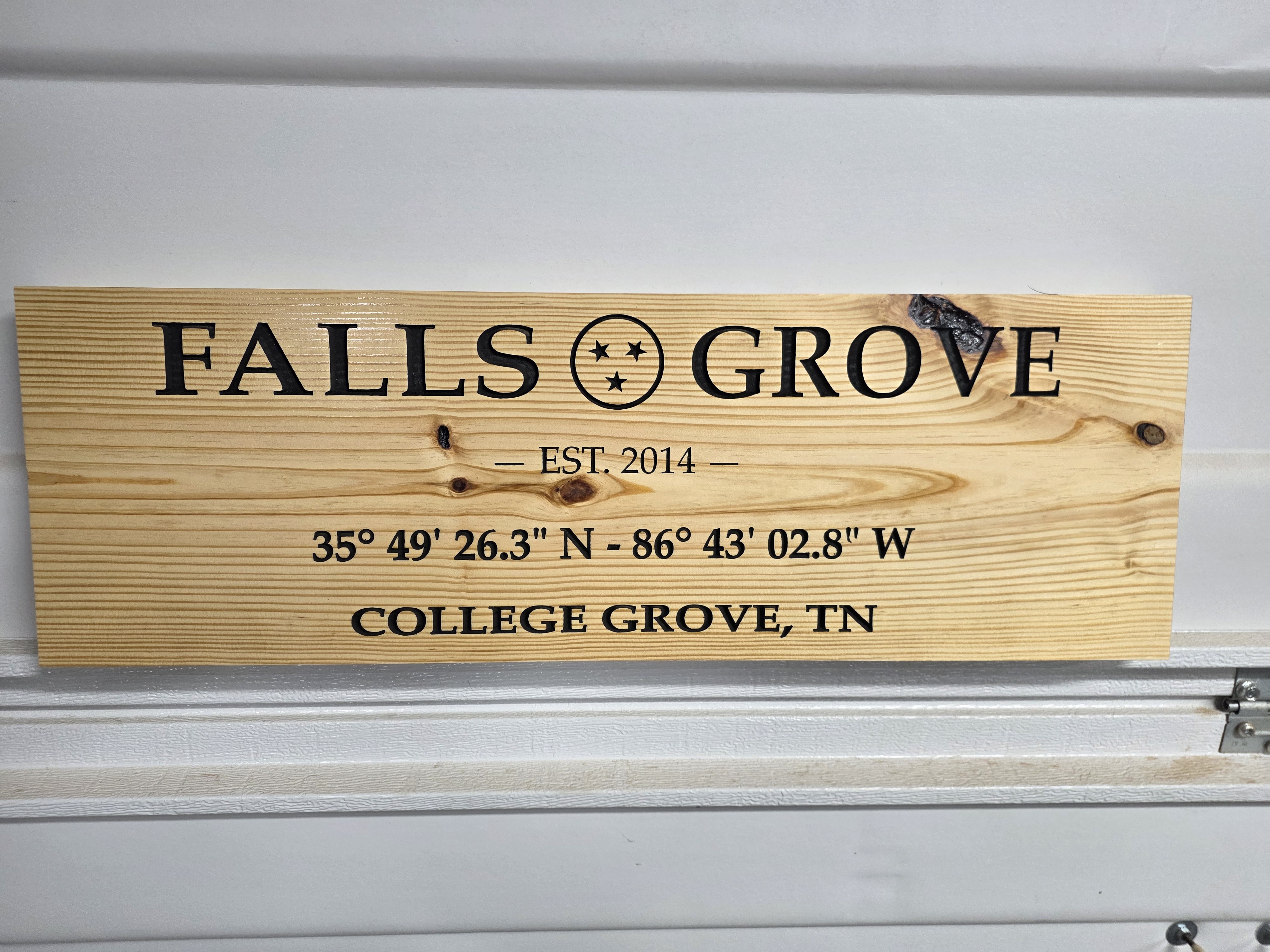 Falls Grove Estate Sign in Select Southern Pine with Tennessee Tri-Star Emblem